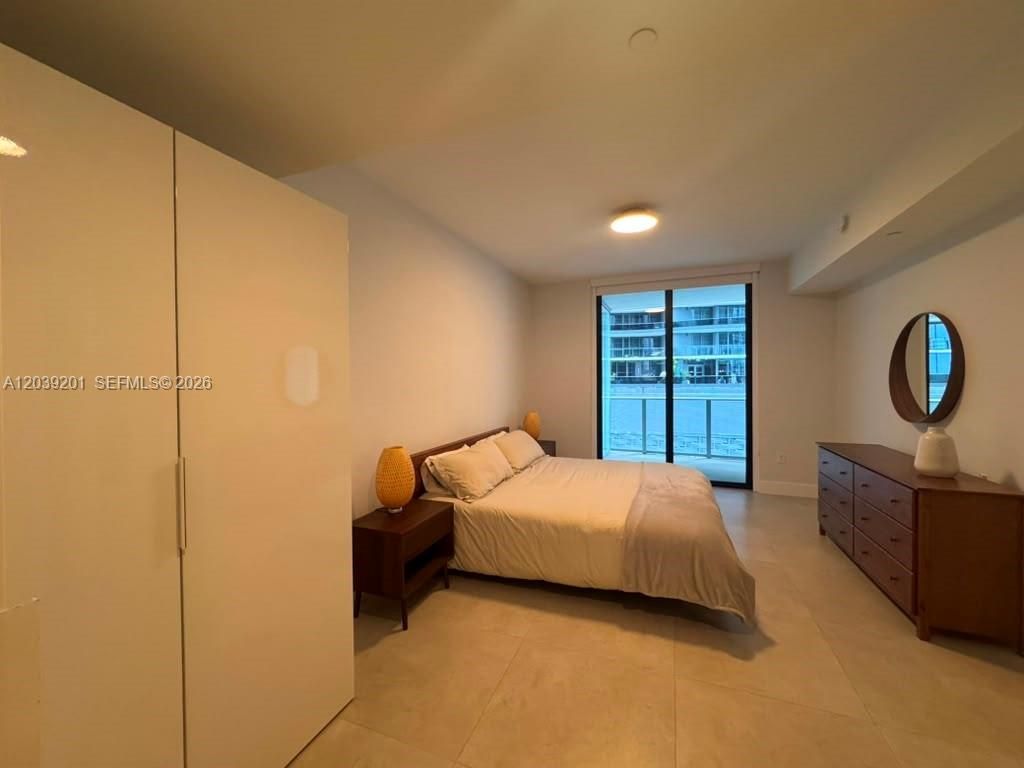 1010 Brickell Ave, Unit 1807, Miami, FL 33131 Photo
