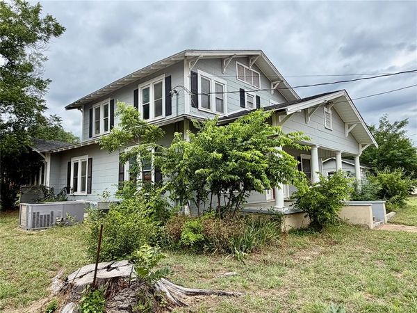 407 S Lamar Street, Eastland, TX 76448