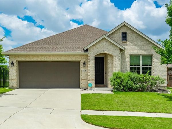 5329 Waterview Court, Haltom City, TX 76137