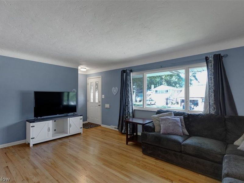 6417 Fordham Drive, Parma, OH 44129 Photo 12