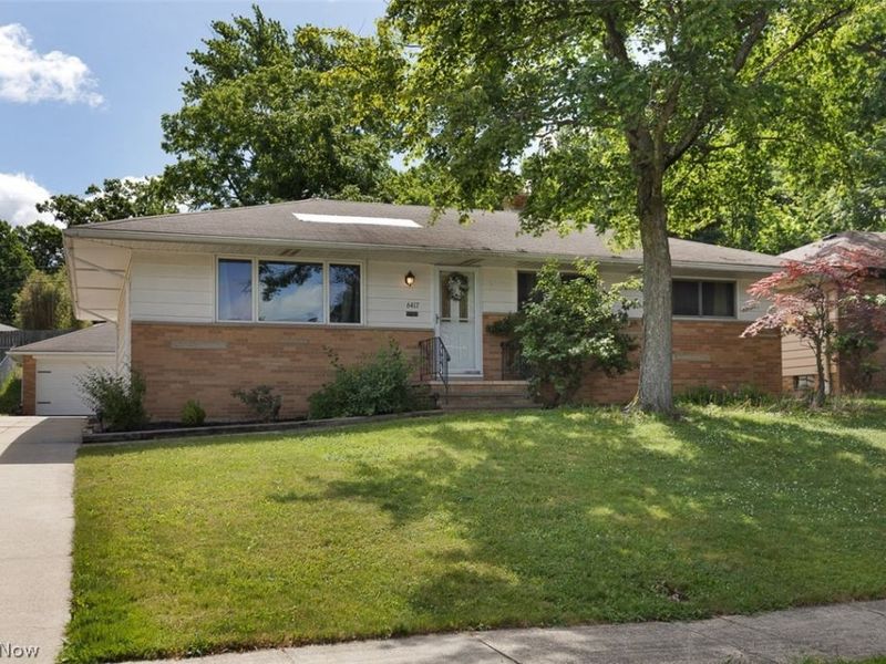 6417 Fordham Drive, Parma, OH 44129 Photo 2