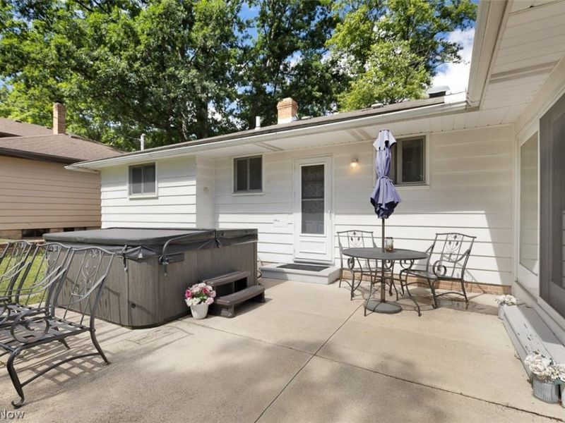6417 Fordham Drive, Parma, OH 44129 Photo 3