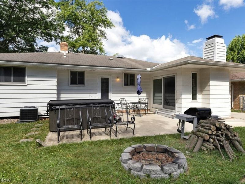 6417 Fordham Drive, Parma, OH 44129 Photo 5