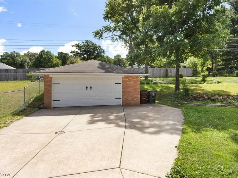 6417 Fordham Drive, Parma, OH 44129 Photo 6