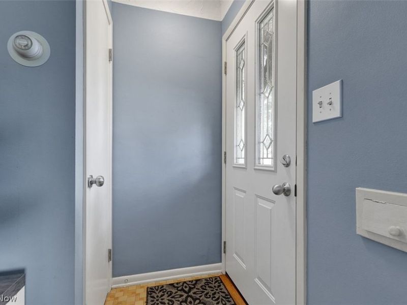 6417 Fordham Drive, Parma, OH 44129 Photo 9