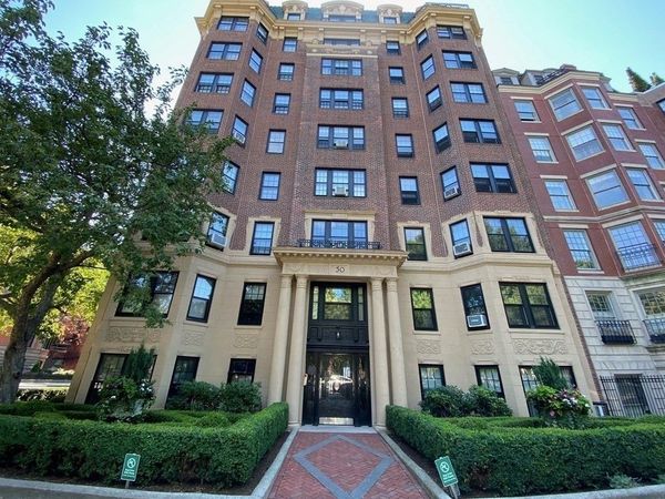 50 Commonwealth Ave, Unit 305, Boston, MA 02116