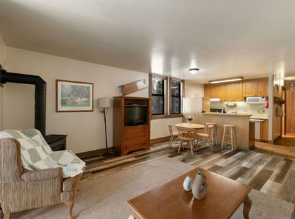 3147 Aspen Grove, Truckee, CA 96161 Photo
