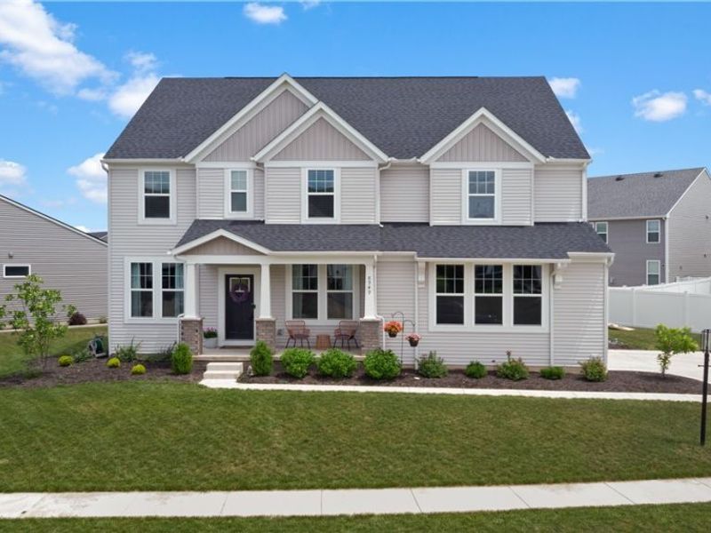 8949 Larkspur Drive, Columbia Station, OH 44028 Photo 2