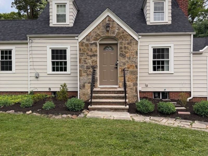 2350 Hillside Road, Seven Hills, OH 44131 Photo 2