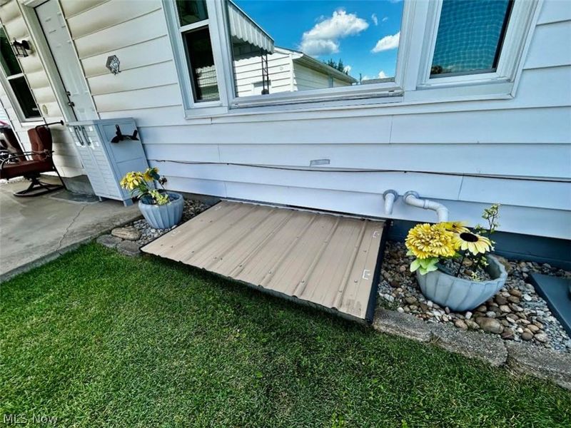 811 Leonard Avenue , Belpre, OH 45714 Photo 19
