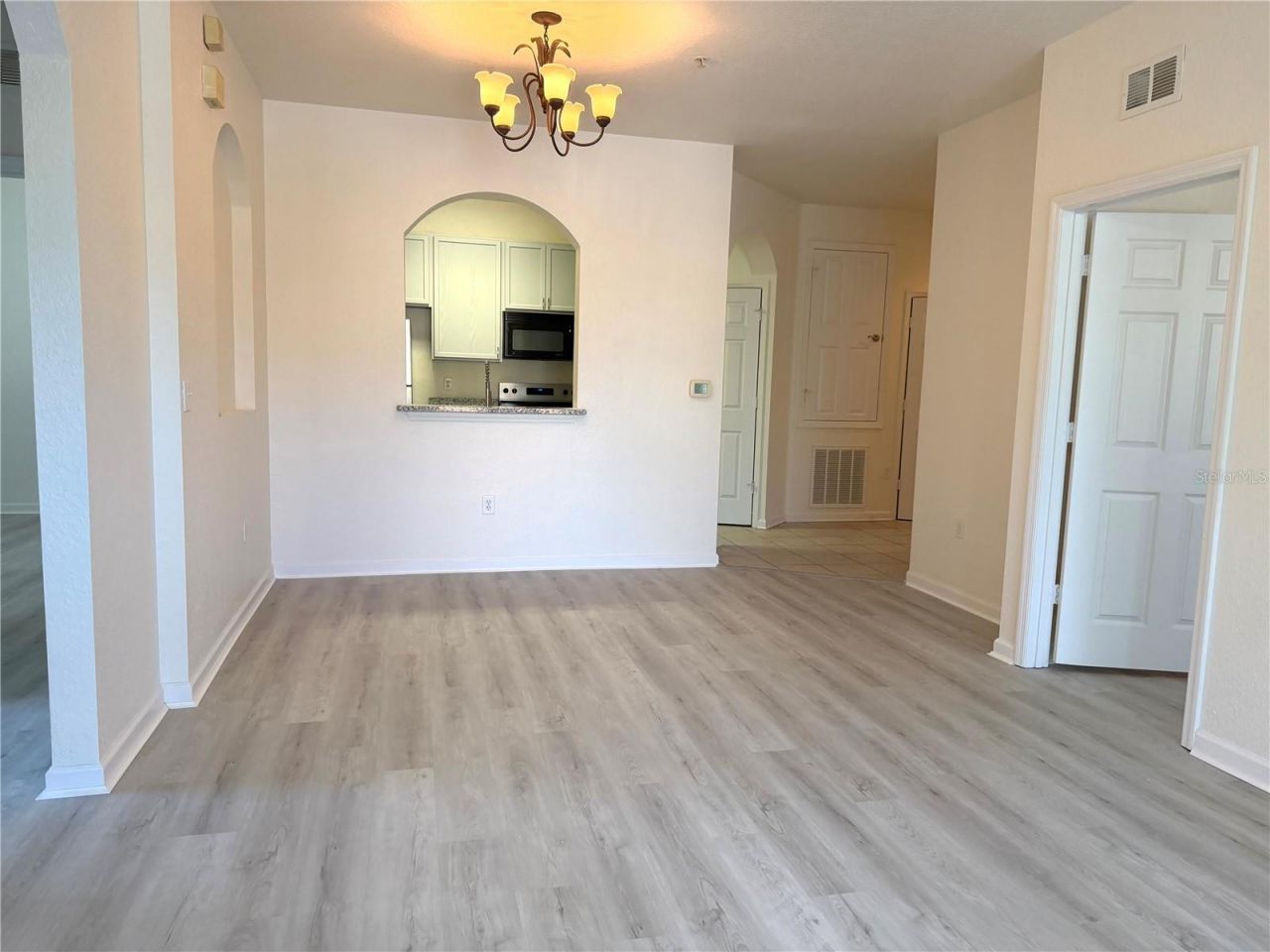 6335 Contessa Drive , Unit 201, Orlando, FL 32829 Photo