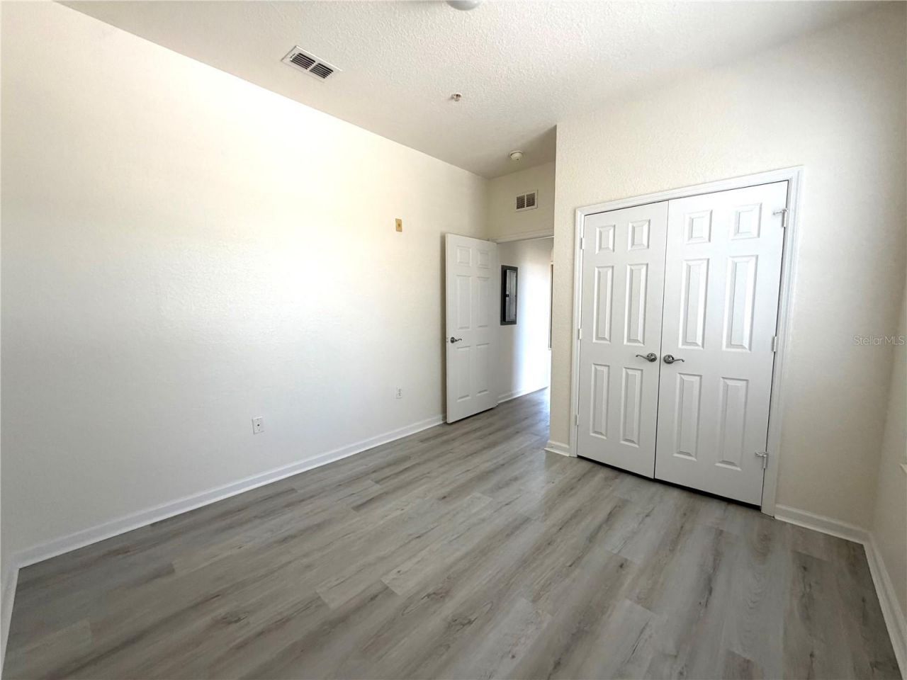 6335 Contessa Drive , Unit 201, Orlando, FL 32829 Photo