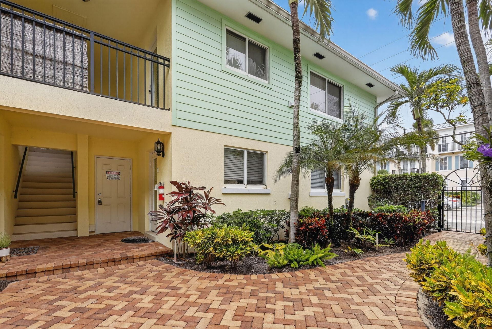 49 SE 7th Avenue, Unit 3, Delray Beach, FL 33483 Photo