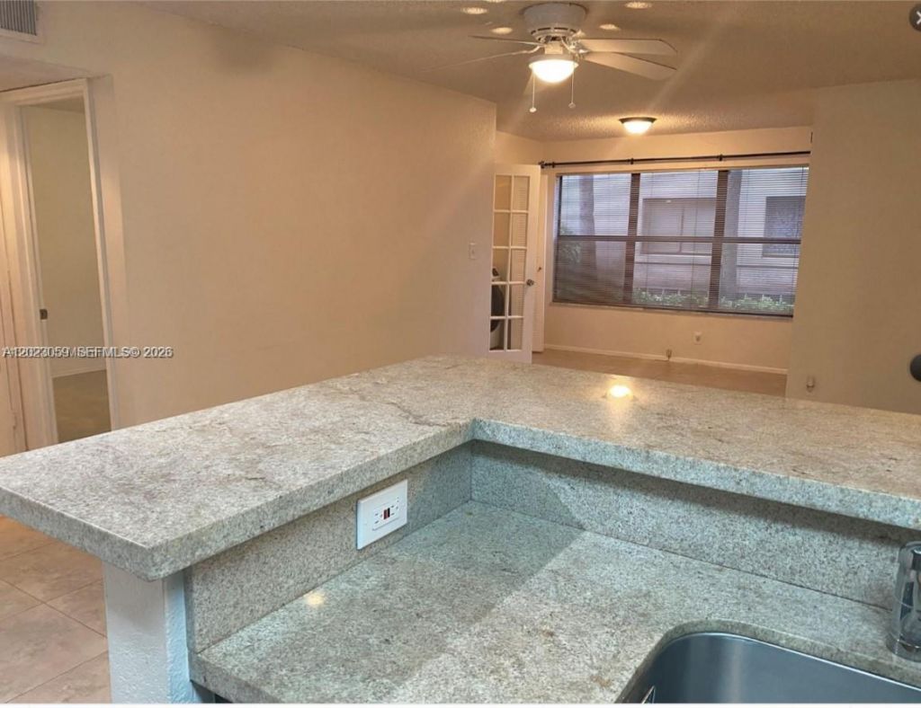 2946 S University Dr, Unit 7110, Davie, FL 33328 Photo