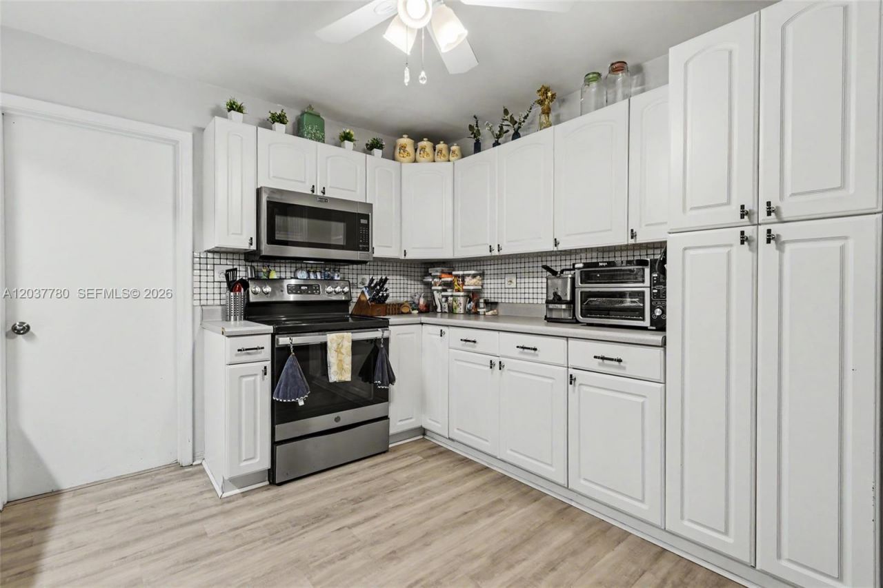 6630 Liberty St , Hollywood, FL 33024 Photo