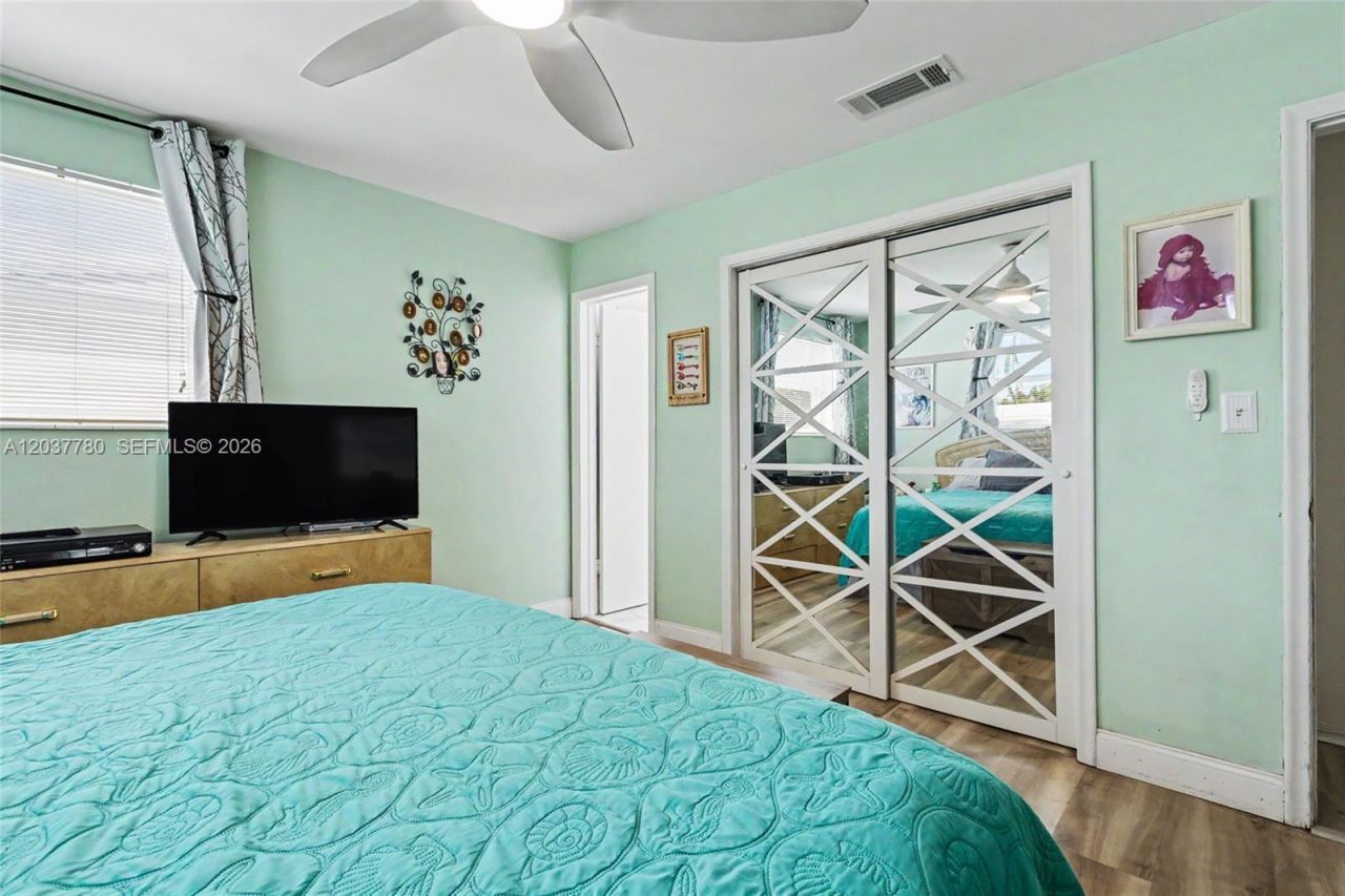 6630 Liberty St , Hollywood, FL 33024 Photo