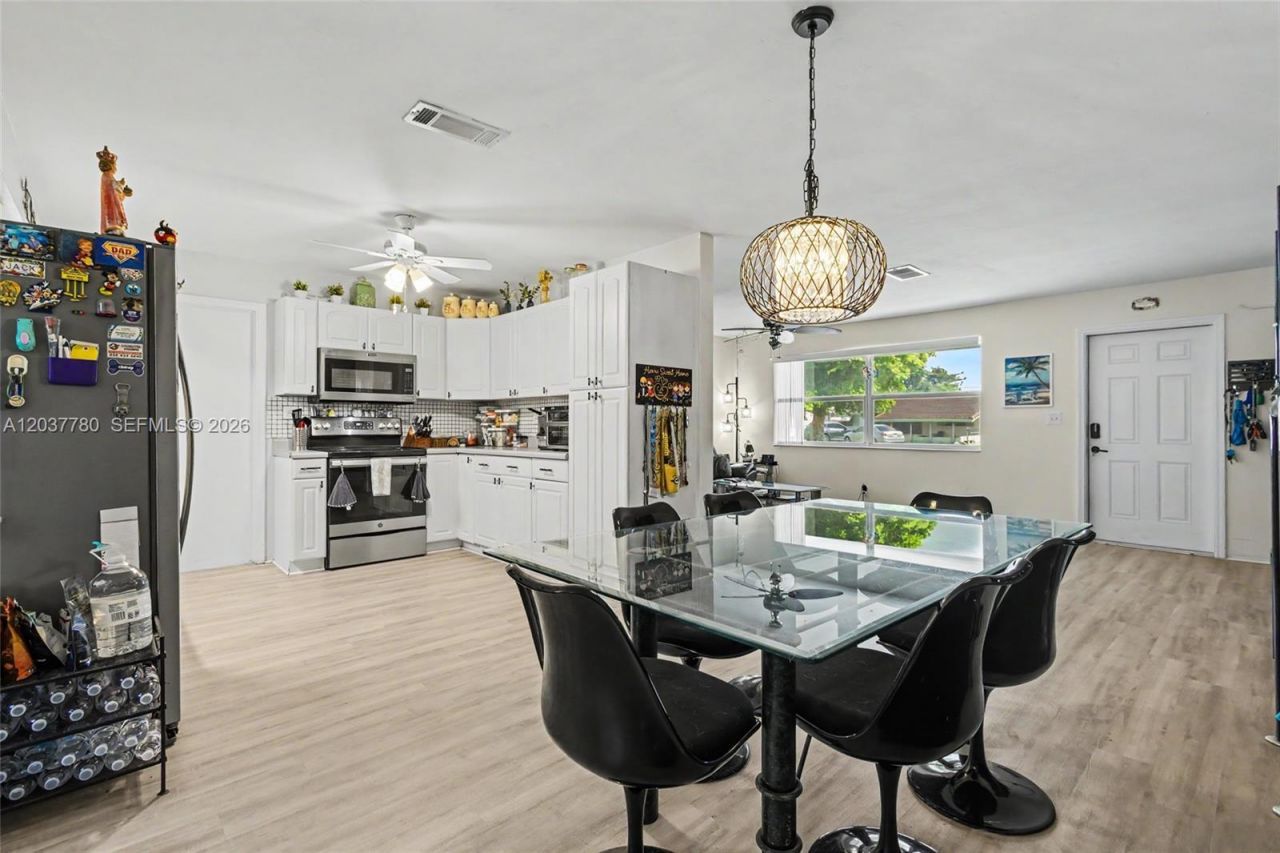 6630 Liberty St , Hollywood, FL 33024 Photo
