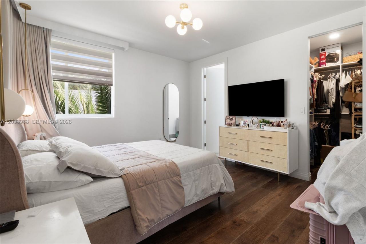 10261 NW 74th Ter , Doral, FL 33178 Photo