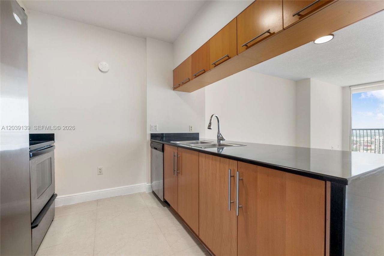 1750 N Bayshore Dr , Unit 4811, Miami, FL 33132 Photo