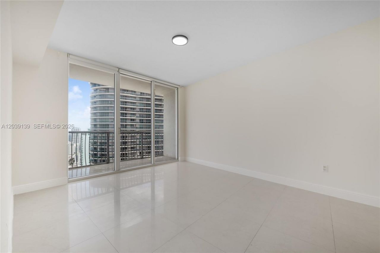 1750 N Bayshore Dr , Unit 4811, Miami, FL 33132 Photo
