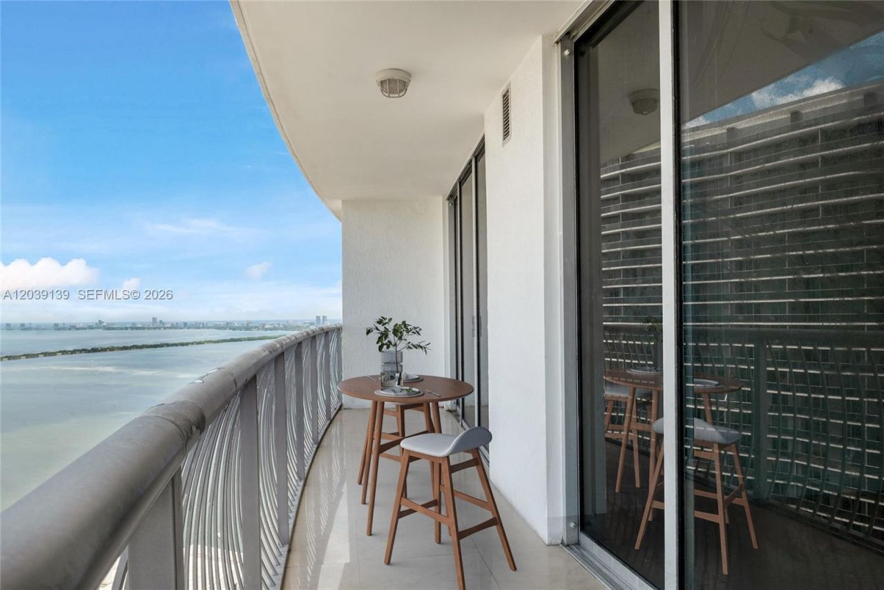 1750 N Bayshore Dr , Unit 4811, Miami, FL 33132 Photo