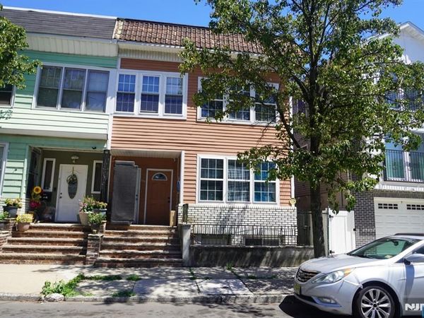 296 Ridgewood Avenue, NEWARK, NJ 07112