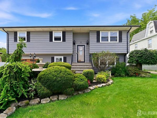 16 E Pleasant Avenue , Sewaren, NJ 07077