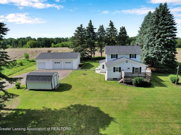 4360 Drumheller Road, Bath, MI 48808