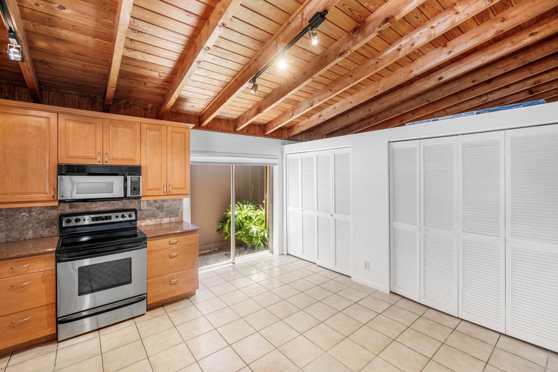 1051 SW 21st Street, Boca Raton, FL 33486 Photo