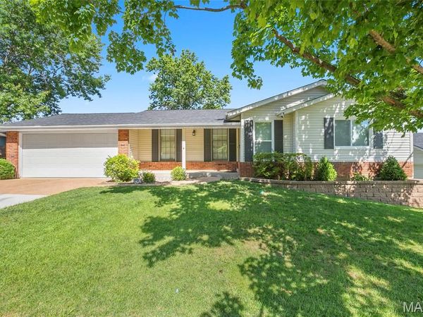 5812 Birch Hollow Drive, St Louis, MO 63129