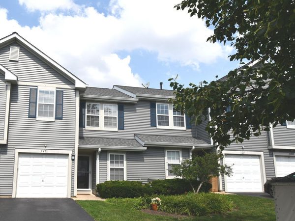 1211 Arapaho Court , Naperville, IL 60540