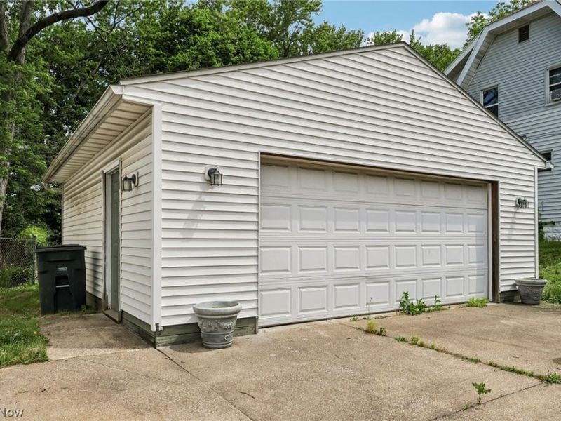 861 5th Avenue, Akron, OH 44306 Photo 28