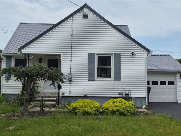 104 Van Mara Drive, Syracuse, NY 13212