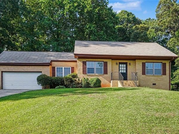 7317 Deerwood Drive , Riverdale, GA 30296
