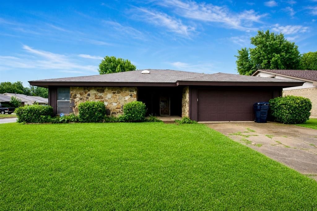 9024 N Eagle Lane, Oklahoma City, OK 73132 Main Photo