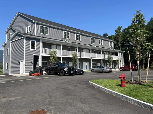 30 Alpine Place Drive, Unit 104, Conway, NH 03860