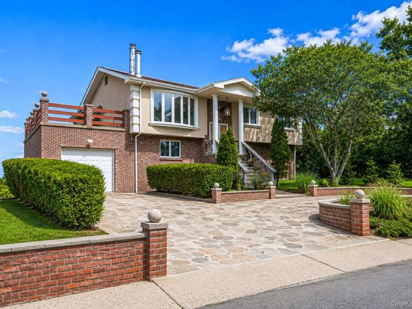 296 Longneck Boulevard, Riverhead, NY 11901