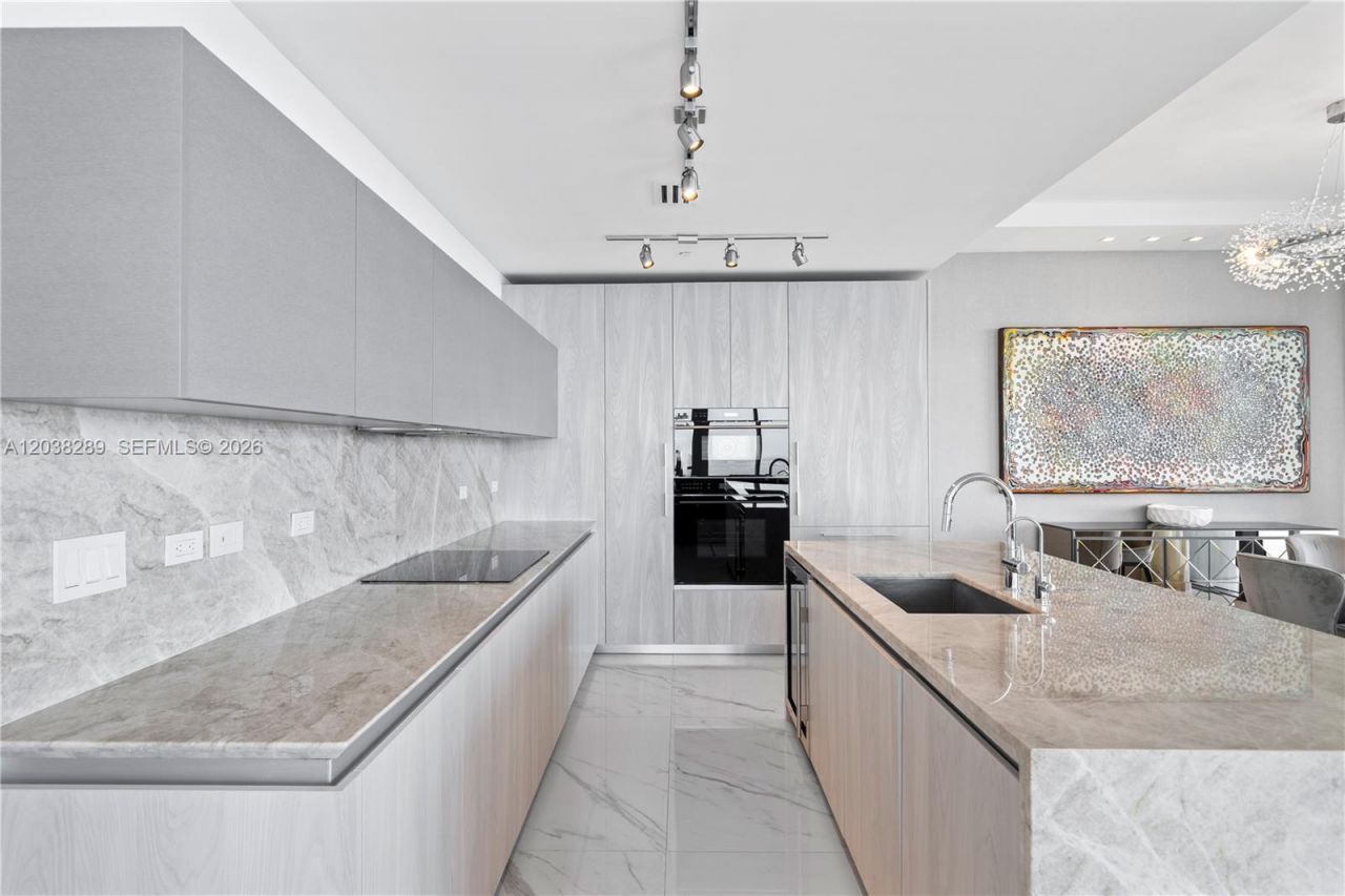 3131 NE 7th Ave, Unit PH5201, Miami, FL 33137 Photo