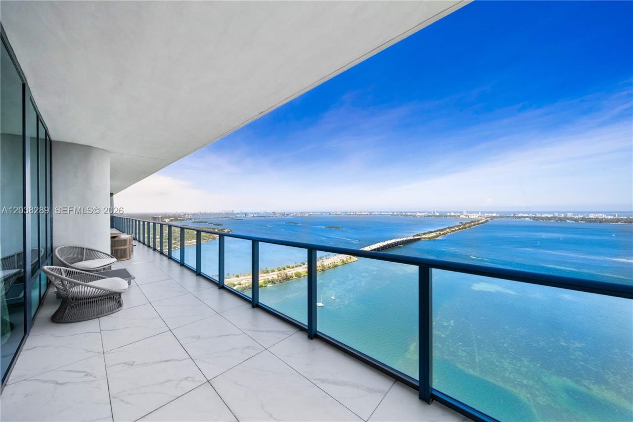 3131 NE 7th Ave, Unit PH5201, Miami, FL 33137 Photo