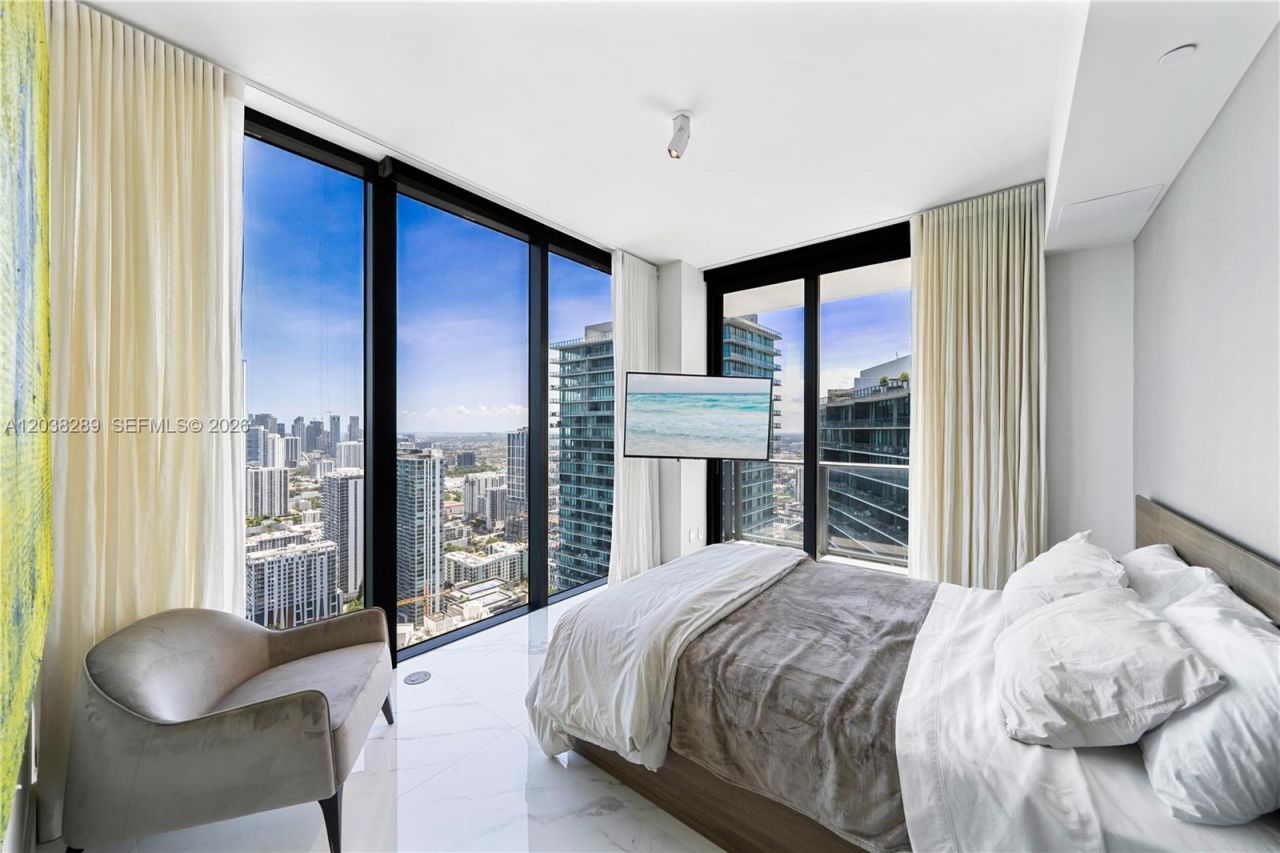 3131 NE 7th Ave, Unit PH5201, Miami, FL 33137 Photo