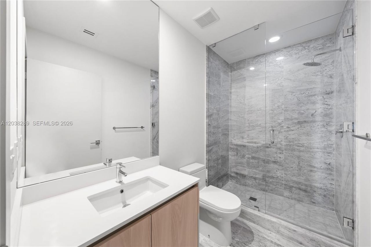 3131 NE 7th Ave, Unit PH5201, Miami, FL 33137 Photo