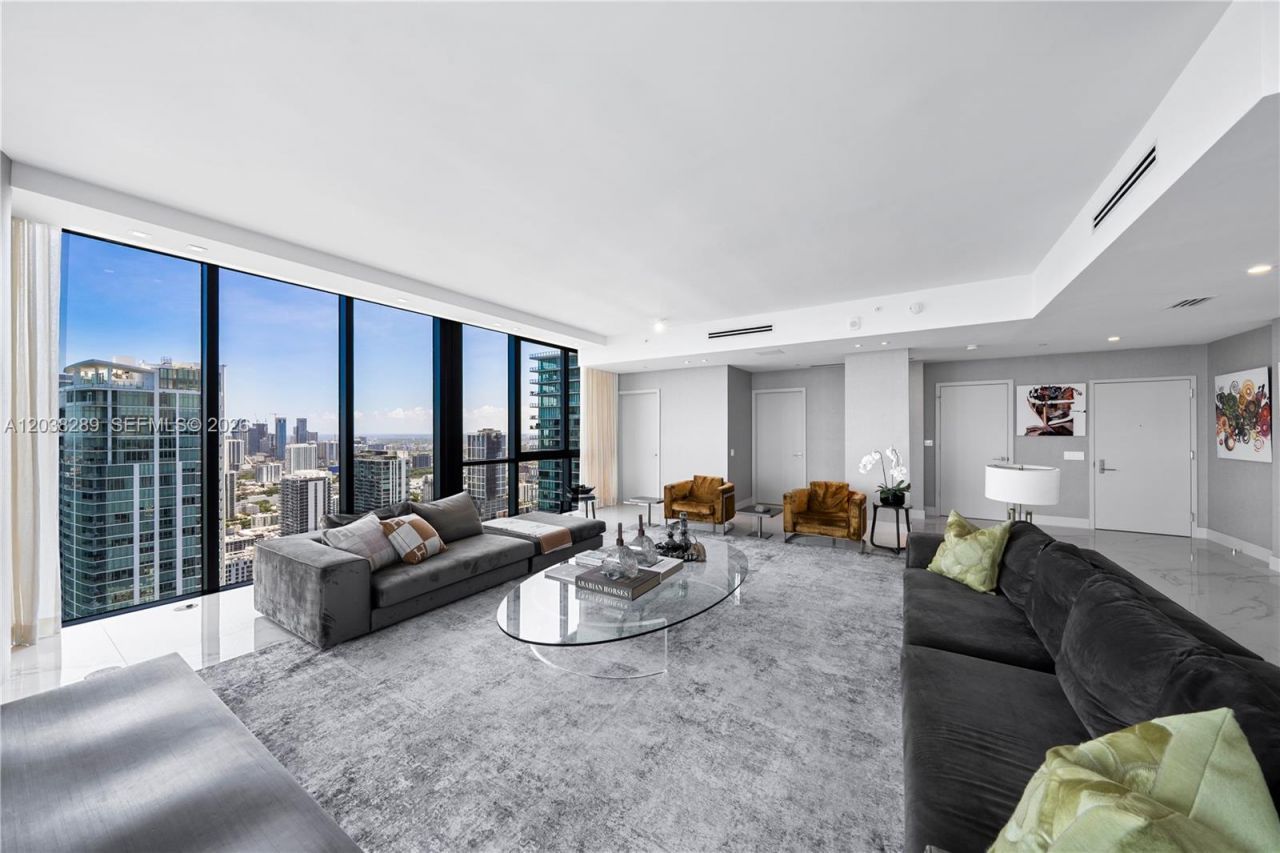 3131 NE 7th Ave, Unit PH5201, Miami, FL 33137 Photo