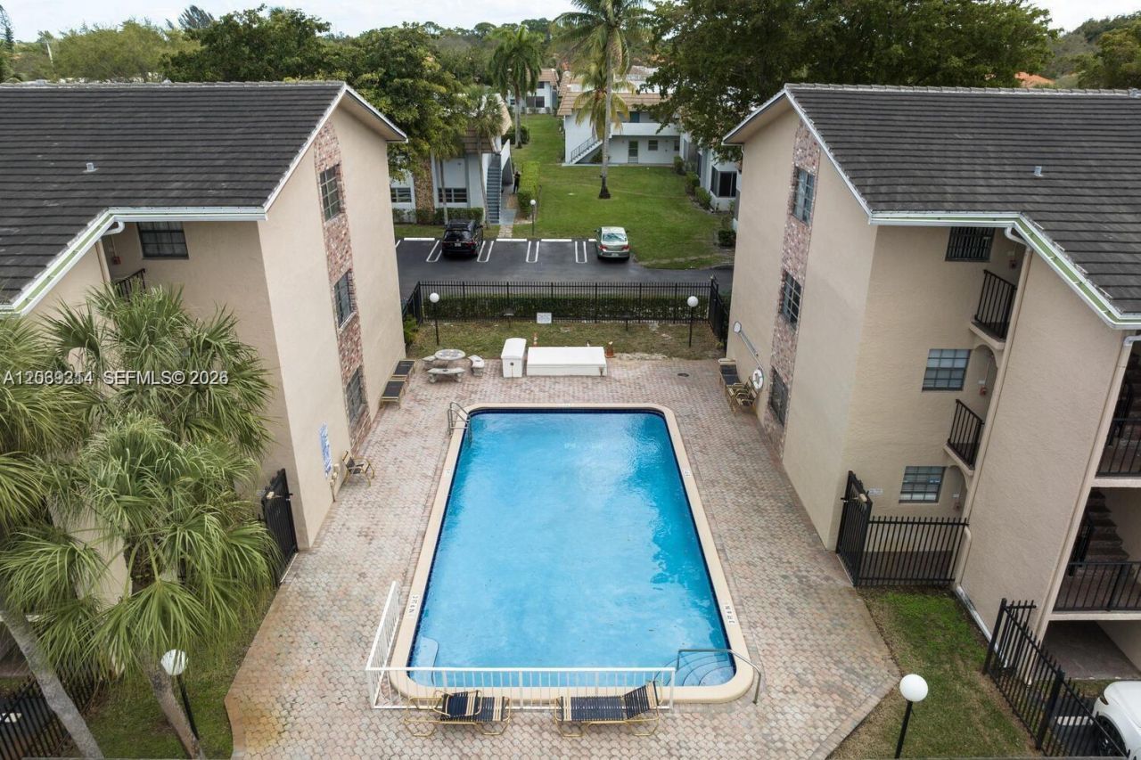 3351 NW 85th Ave , Unit 218, Coral Springs, FL 33065 Photo