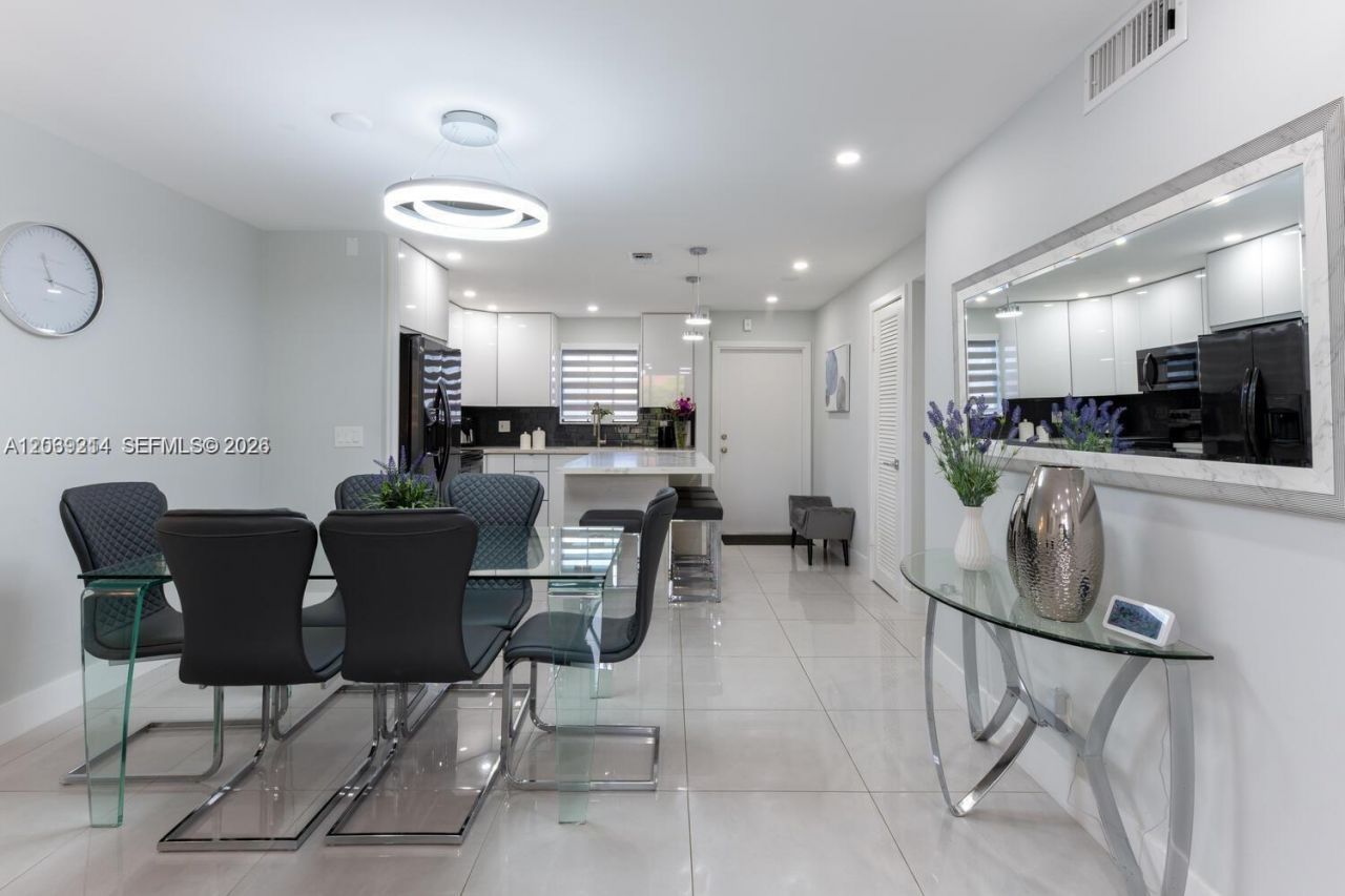 3351 NW 85th Ave , Unit 218, Coral Springs, FL 33065 Photo