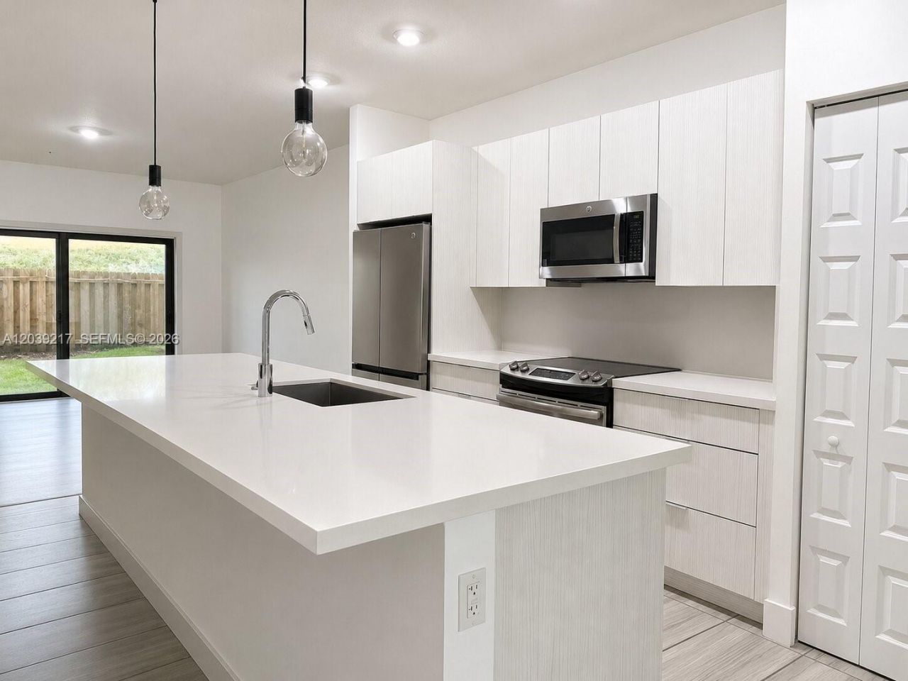 7809 NW 104th Ave , Unit 5, Doral, FL 33178 Photo