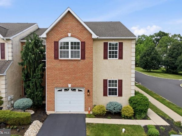 949 CHOLET DRIVE, COLLEGEVILLE, PA 19426