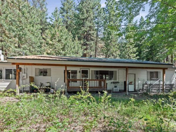 18 Hida Way, Lowman, ID 83637