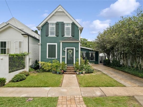 827 CALHOUN Street, New Orleans, LA 70118