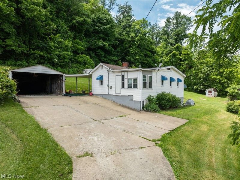 23339 W 23rd Street, Bellaire, OH 43906 Photo 1