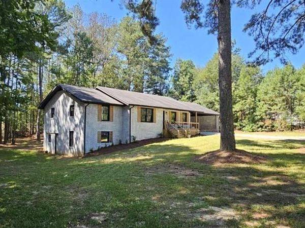 249 Gibson Road , Newnan, GA 30263